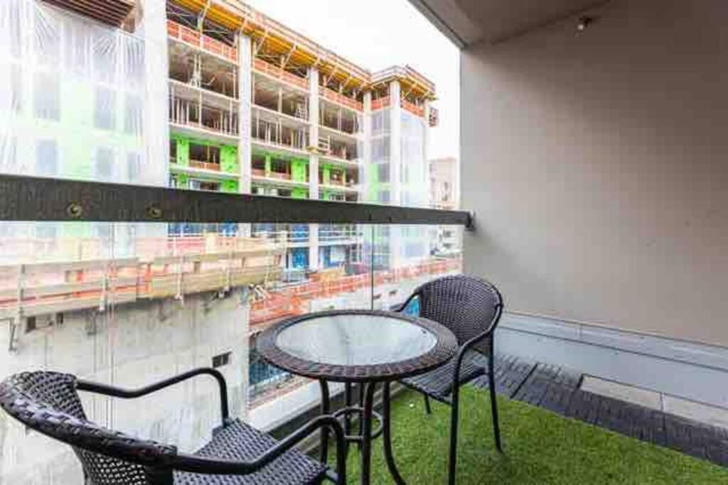 Beautiful Apartment Downtown, Mins To Rogers Arena, Stadium, Restaurants, Shops Vancouver Buitenkant foto